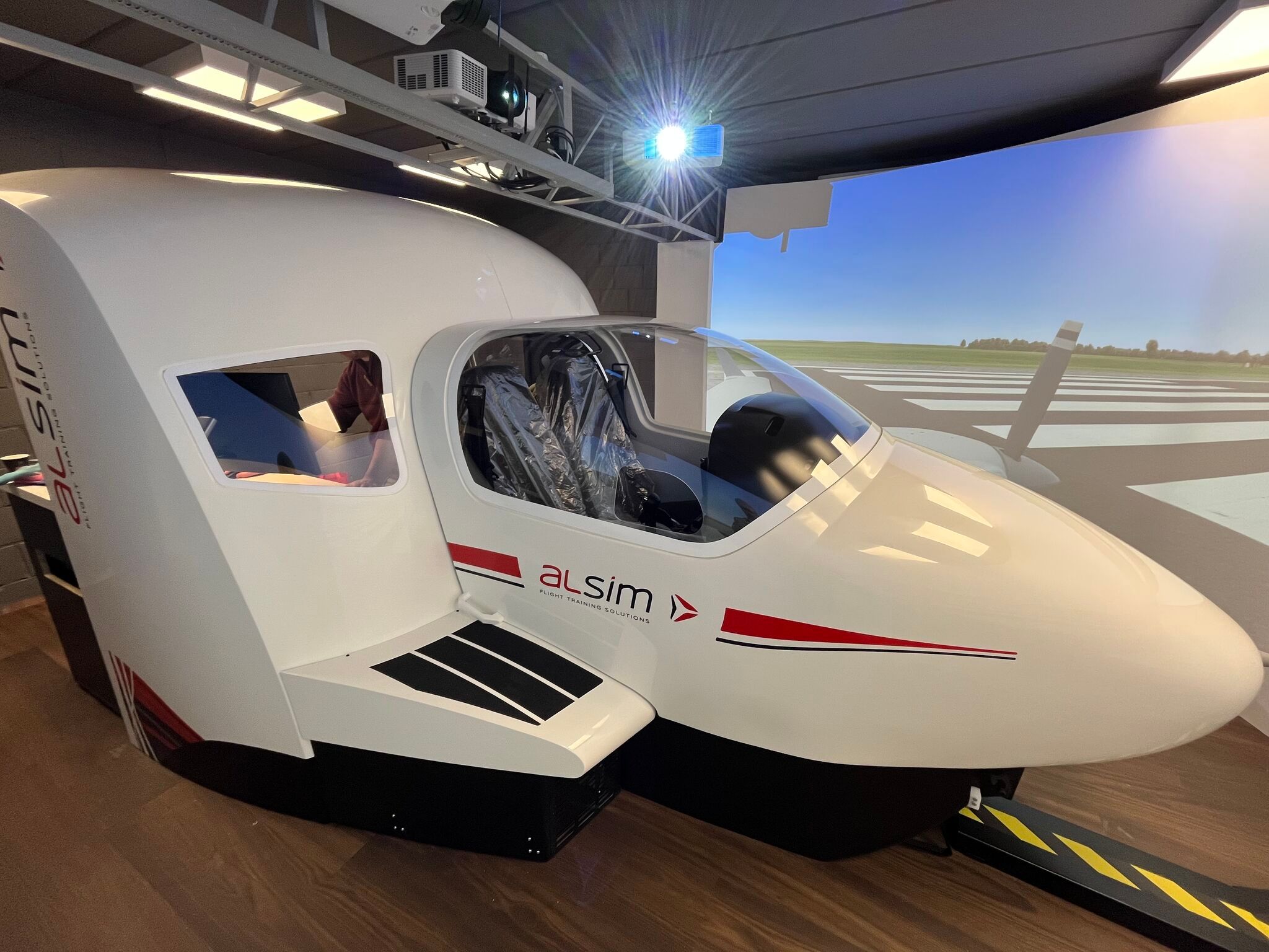 Belgian Flight School Takes Delivery of its 2nd ALSIM Flight Simulator ...